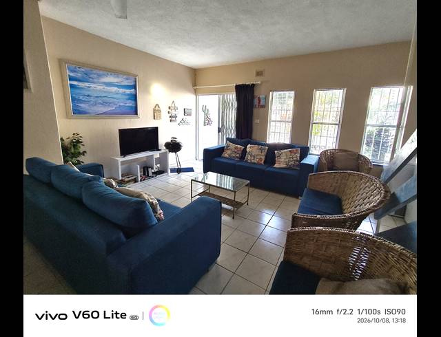 3 BEDROOM TOWNHOUSE FOR SALE IN MANABA BEACH
